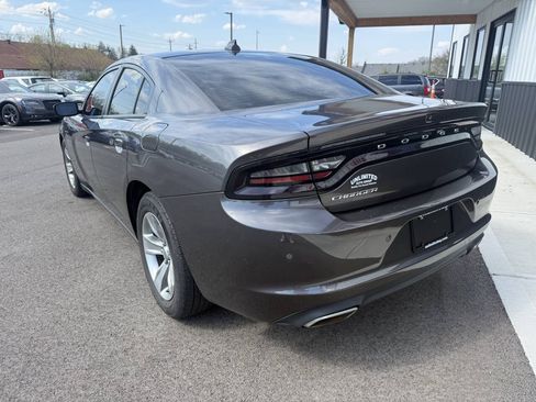 Used 2018 Dodge Charger SXT Plus RWD image 10