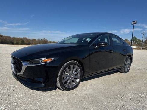 Used 2025 MAZDA MAZDA3 s image 1