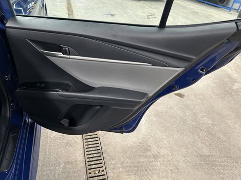 Used 2025 Toyota Camry SE image 15