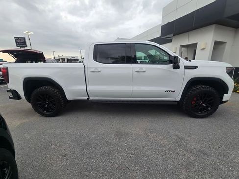 Used 2026 GMC Sierra 1500 AT4 w/ AT4 Premium Package AWD/4WD image 5