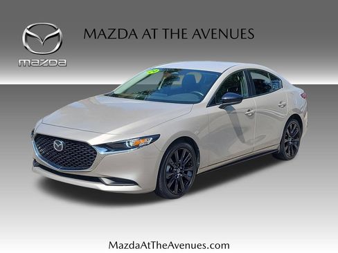 Used 2024 MAZDA MAZDA3 s FWD image 1