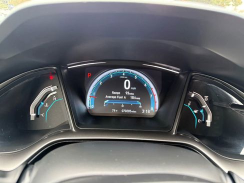 Used 2018 Honda Civic EX image 22