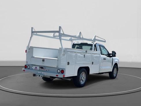 New 2025 Ford F350 XL w/ XL Chrome Package image 5