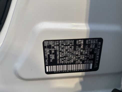 Used 2023 Nissan Rogue SV image 24