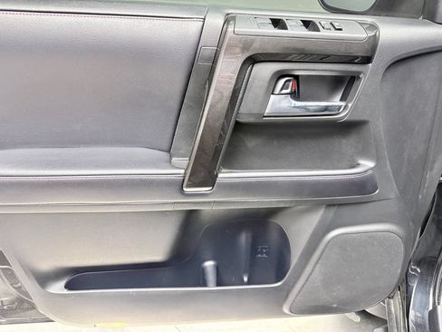 Used 2018 Toyota 4Runner TRD Pro AWD/4WD image 15
