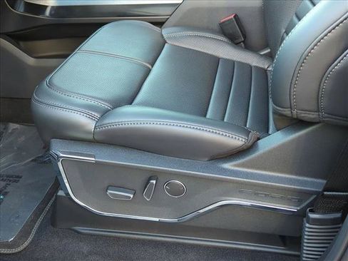 New 2026 Ford F150 Platinum AWD/4WD image 4