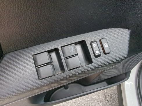 Used 2015 Toyota RAV4 XLE AWD/4WD image 12