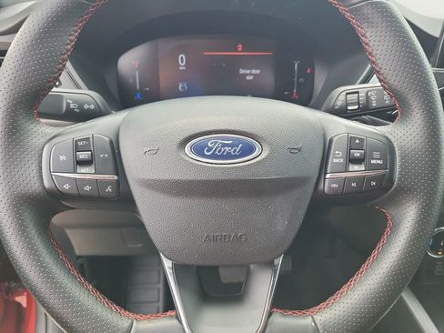Used 2025 Ford Escape ST-Line AWD/4WD image 11