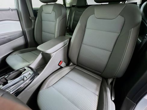 New 2026 Chevrolet Trax LT w/ LT Convenience Package FWD image 20