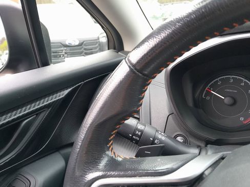 Used 2018 Subaru Crosstrek 2.0i Premium AWD/4WD image 19