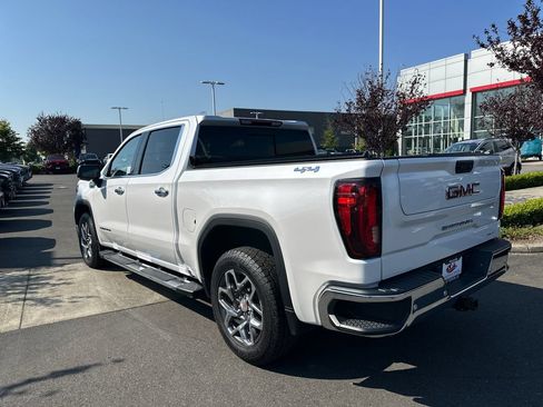 Used 2025 GMC Sierra 1500 SLT w/ SLT Premium Package AWD/4WD image 3