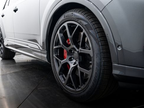 New 2026 Audi SQ7 Prestige AWD/4WD image 22