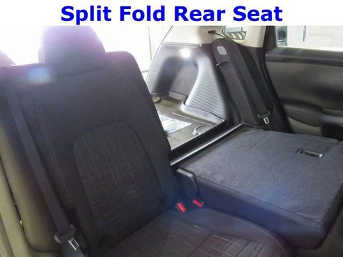 New 2026 Honda HR-V LX image 17