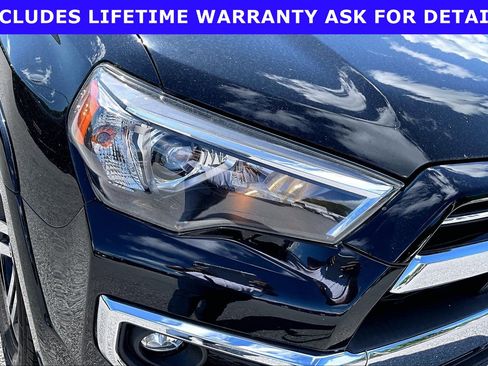 Used 2022 Toyota 4Runner Limited AWD/4WD image 24