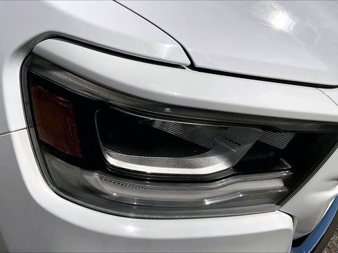 Used 2019 RAM 1500 Big Horn RWD image 31