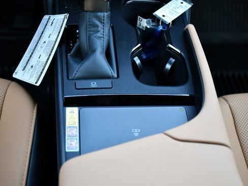 New 2025 Lexus ES 350 w/ Premium Package image 27