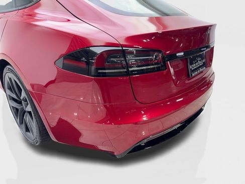 Used 2022 Tesla Model S Base image 19