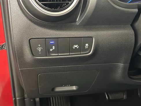 Used 2020 Hyundai Kona SEL AWD/4WD image 23