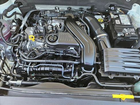 Used 2022 Volkswagen Taos SE FWD image 22
