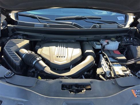 Used 2024 GMC Acadia Elevation image 21