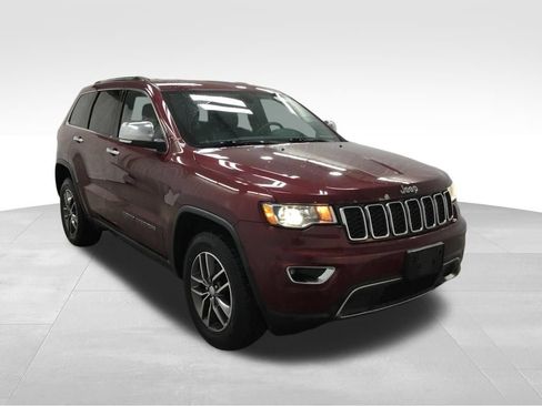 Used 2017 Jeep Grand Cherokee Limited AWD/4WD image 3