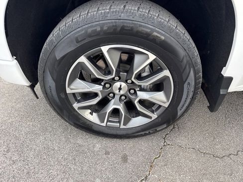 Used 2023 Chevrolet Silverado 1500 RST image 16