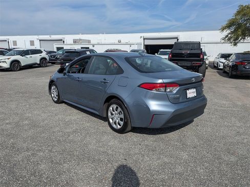 Used 2024 Toyota Corolla LE image 5