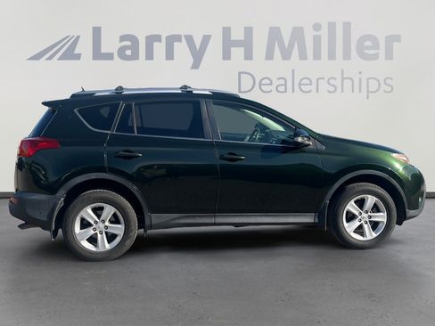 Used 2013 Toyota RAV4 XLE AWD/4WD image 6