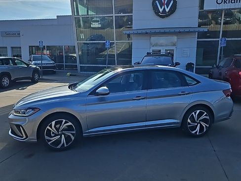 New 2026 Volkswagen Jetta SEL image 8