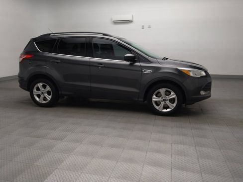 Used 2016 Ford Escape SE w/ Equipment Group 201A image 11