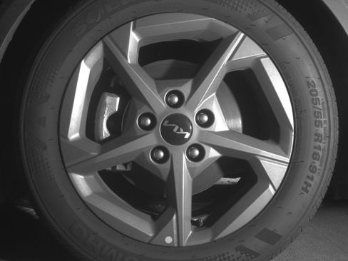 Used 2025 Kia K4 LXS image 12