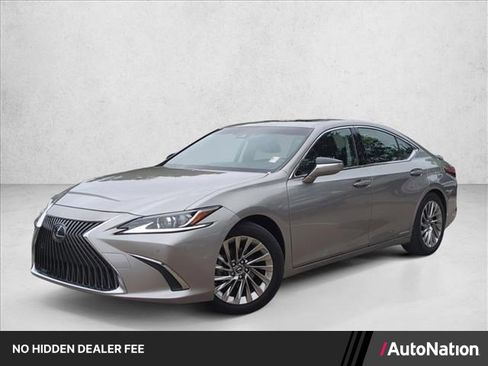 Used 2019 Lexus ES 300h w/ Accessory Package 2 FWD image 1
