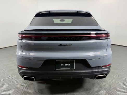 Certified 2025 Porsche Cayenne Coupe AWD/4WD image 6