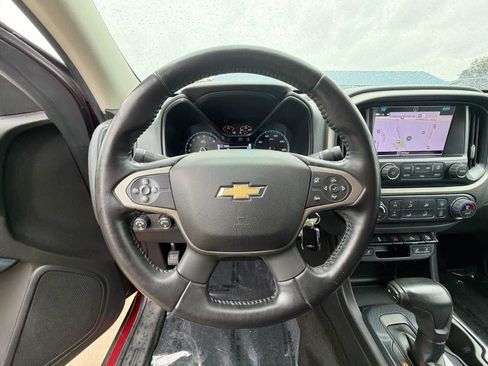 Used 2018 Chevrolet Colorado Z71 AWD/4WD image 19