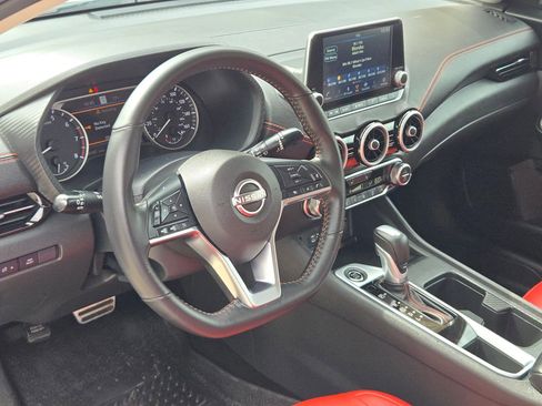 Certified 2024 Nissan Sentra SR FWD image 10