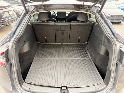 Used 2022 Tesla Model Y Performance image 32