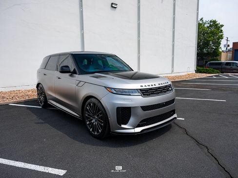 Used 2024 Land Rover Range Rover Sport AWD/4WD image 27