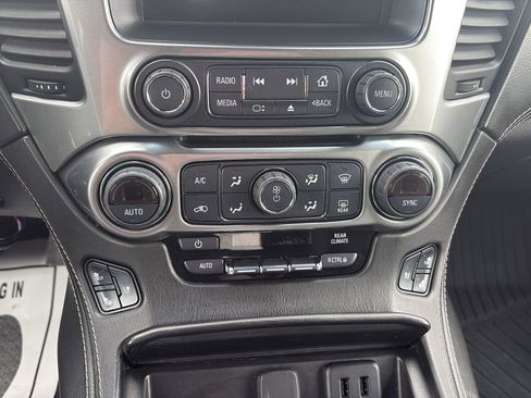 Used 2018 Chevrolet Tahoe Premier AWD/4WD image 17