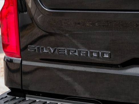 Used 2022 Chevrolet Silverado 1500 High Country w/ Technology Package AWD/4WD image 67