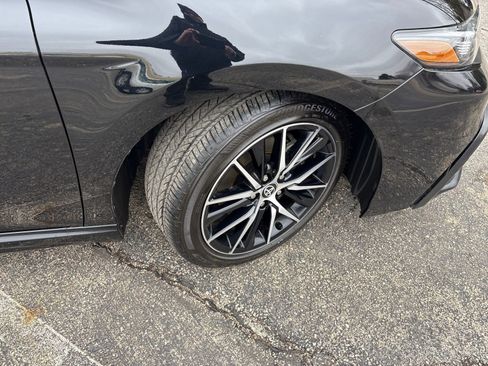 Used 2023 Toyota Camry SE w/ Convenience Package image 33