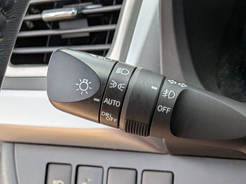 Used 2015 Toyota Highlander Limited Platinum image 9