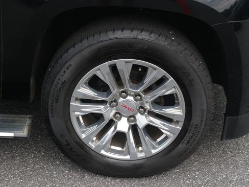 Used 2020 GMC Yukon Denali w/ Denali Ultimate Package AWD/4WD image 41