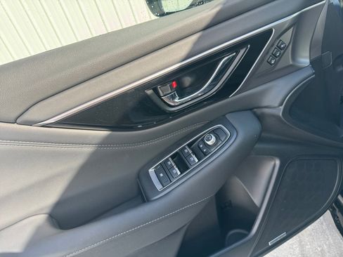 Used 2025 Subaru Outback Limited XT w/ Popular Package #2 image 35