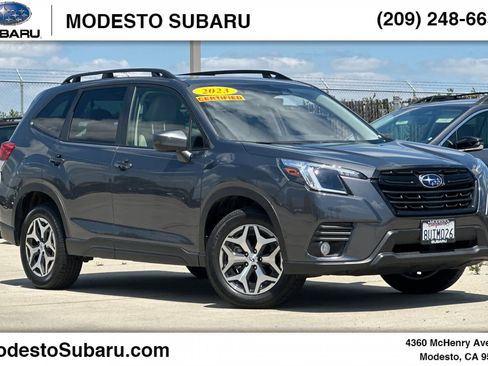 Used 2023 Subaru Forester Premium AWD/4WD image 1