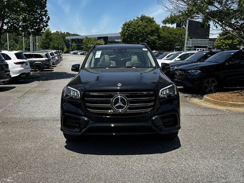 New 2026 Mercedes-Benz GLS 450 4MATIC image 3