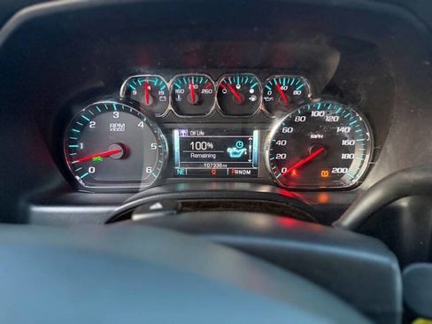 Used 2015 Chevrolet Silverado 1500 LT AWD/4WD image 19