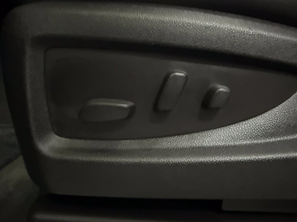 Used 2016 GMC Yukon SLT w/ HD Trailering Package RWD image 15