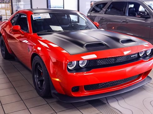 Used 2021 Dodge Challenger SRT Super Stock image 18