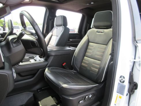 Certified 2024 GMC Sierra 2500 AT4X AWD/4WD image 25