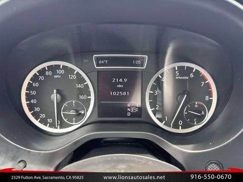 Used 2019 INFINITI QX30 FWD image 20